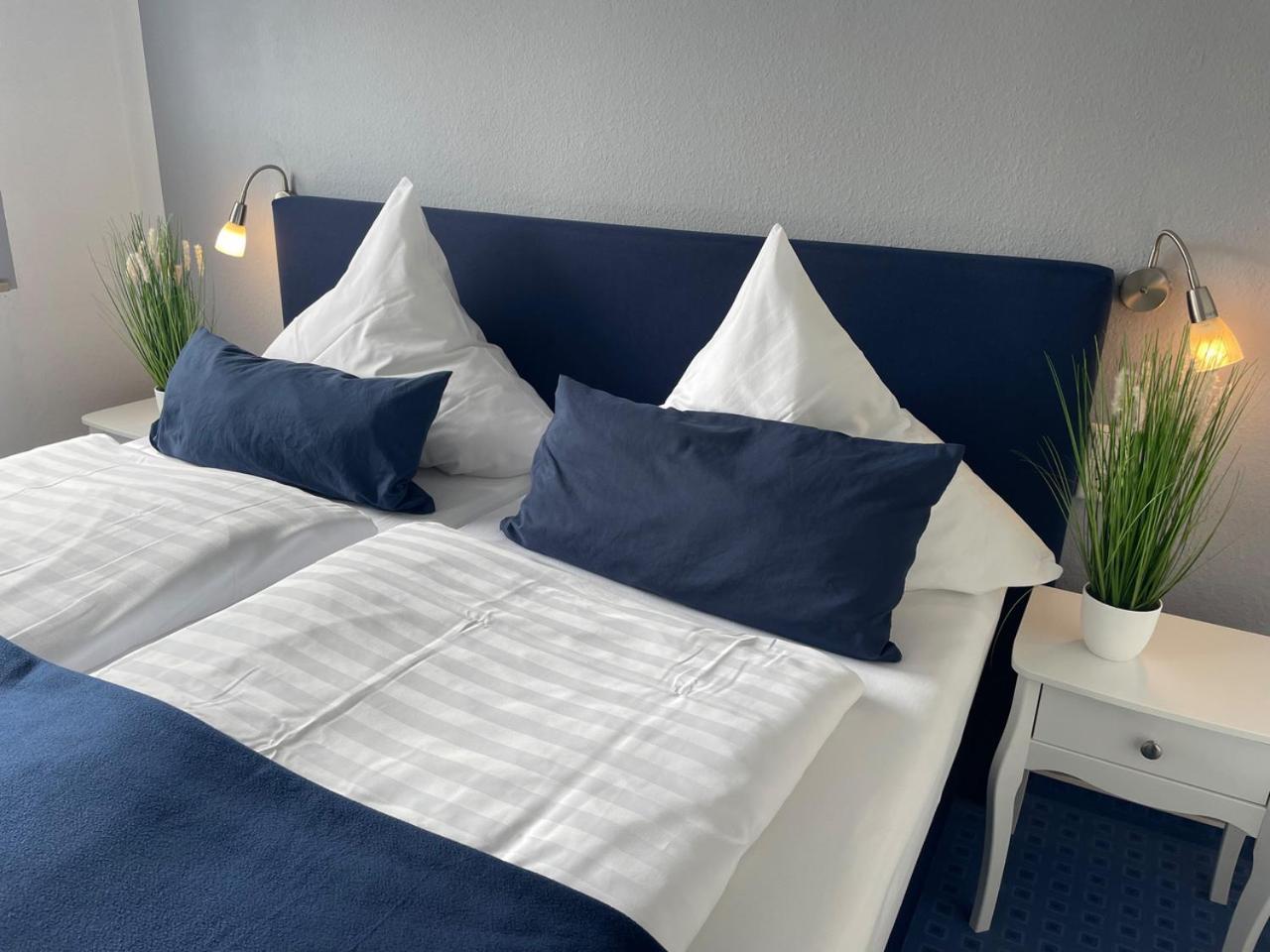 Hotel Kaup Paderborn Exteriör bild