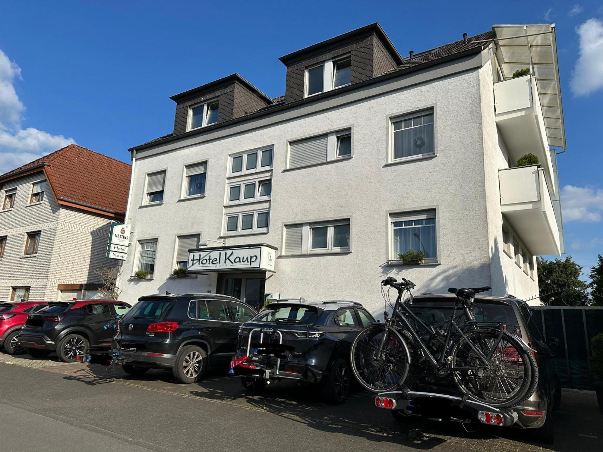 Hotel Kaup Paderborn Exteriör bild