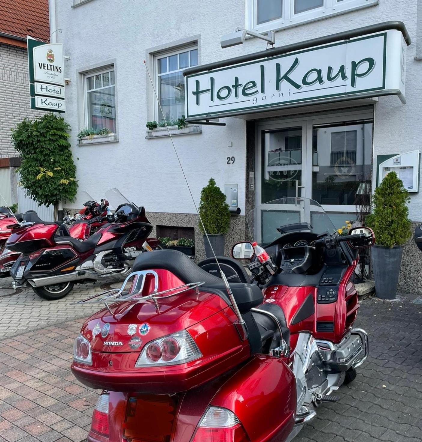 Hotel Kaup Paderborn Exteriör bild